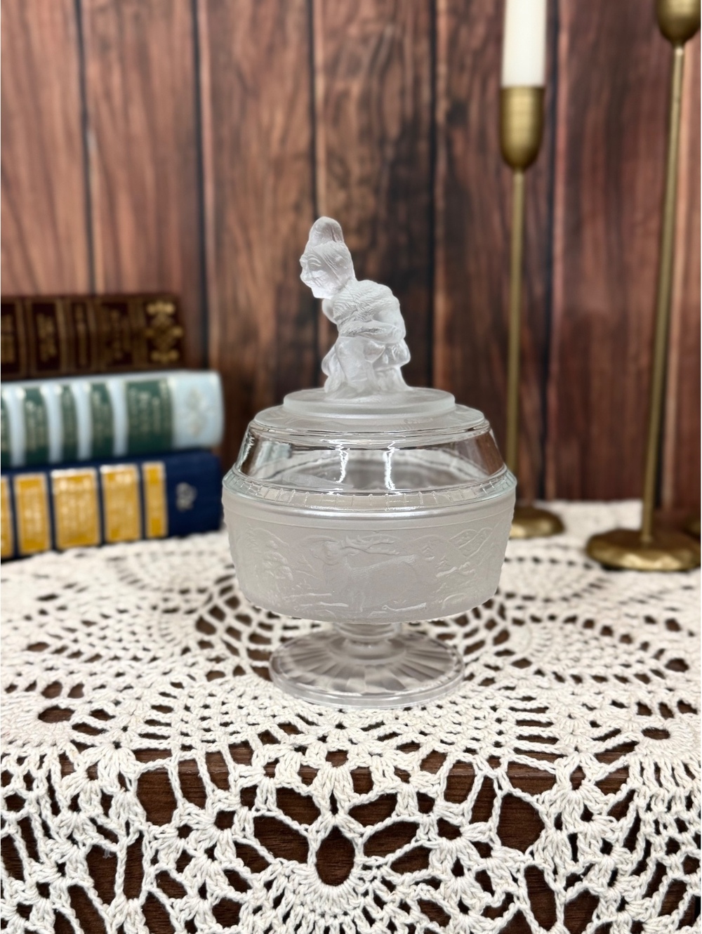 Westmoreland Westward Ho Small Covered Pedestal Dish – 6” – UV Glow